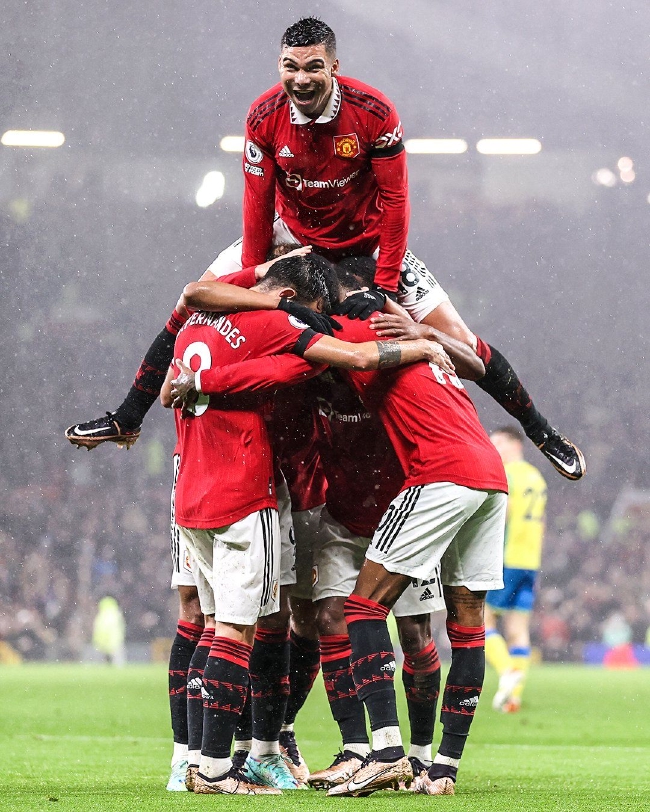 其卓越的比 其卓越的比