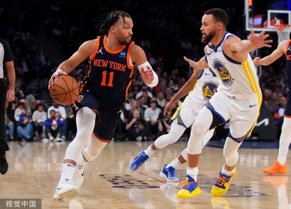 军担任火炬 军担任火炬